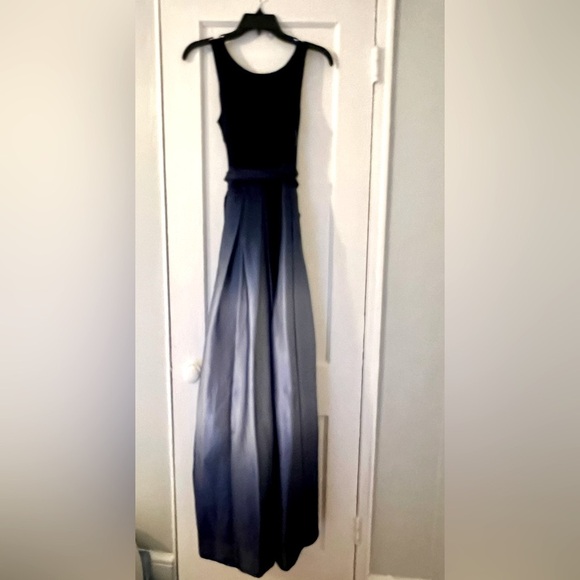 Dresses & Skirts - NWOT IGNITE OMBRÉ DRESS, Size 6